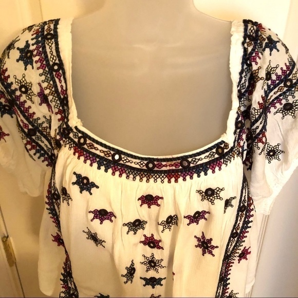 HOST PICK⭐️⭐️⭐️FREE People Ocean Blue Floral Embroidered Top Cropped PERFECT NWT - Picture 6 of 9